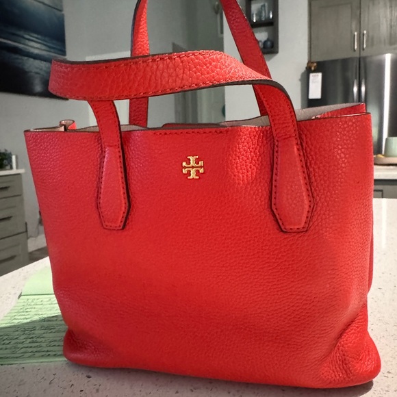 Tory Burch Handbags - Tory Burch Orange Leather Tote Bag